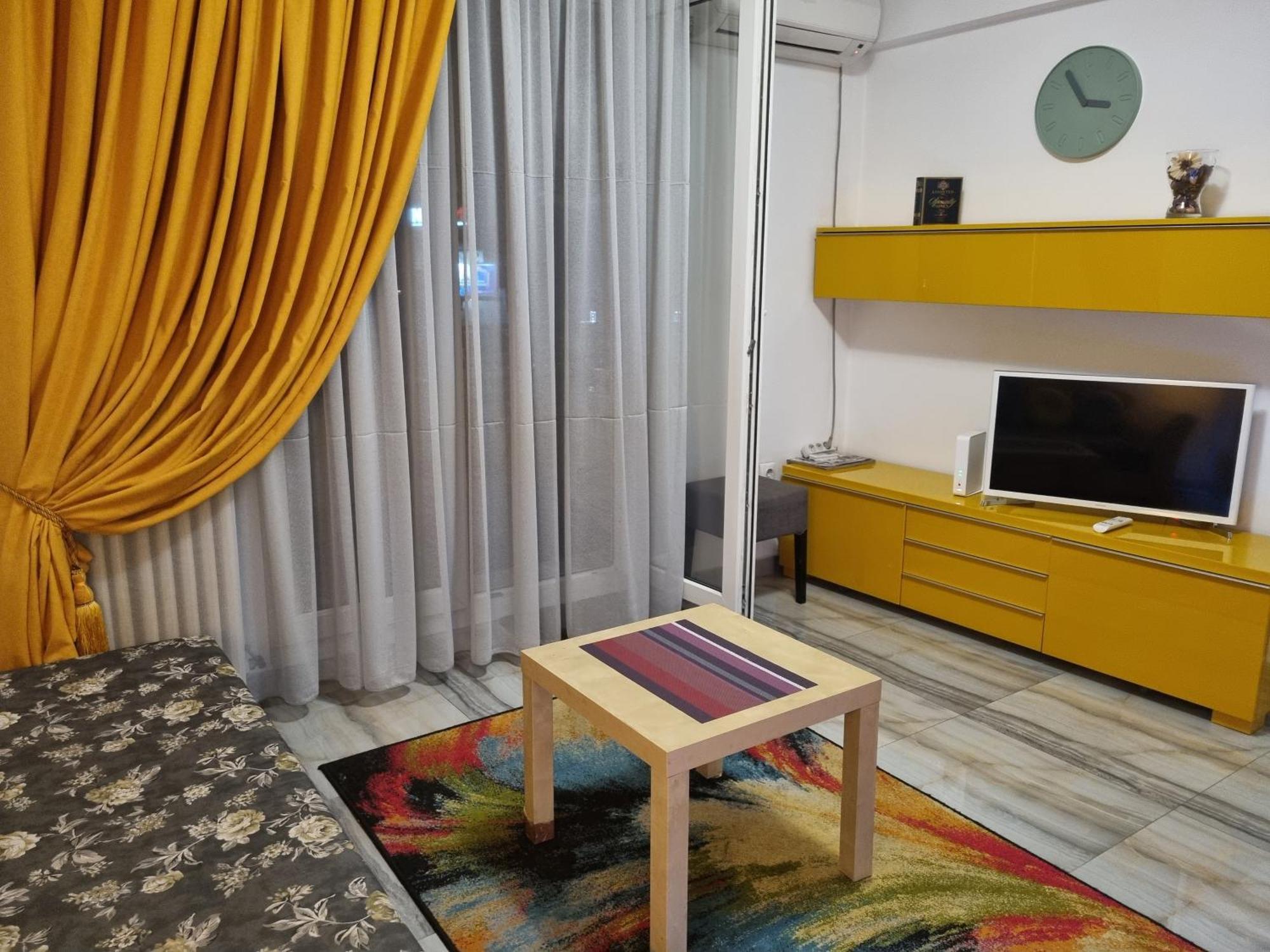 Golden Studio- Panoramic View With Terrace Bukarest Exteriör bild
